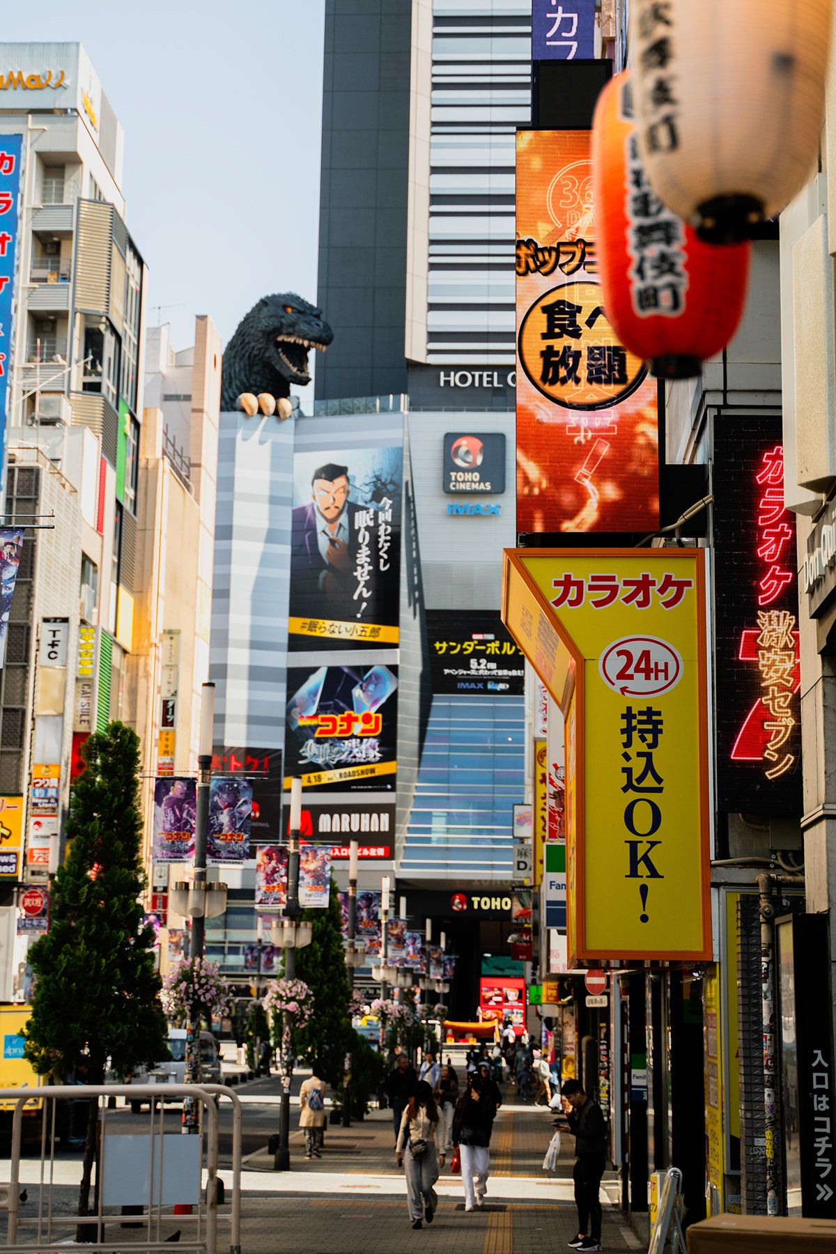 Tokyo, Japan. Photograph by Jonathan Byrne.